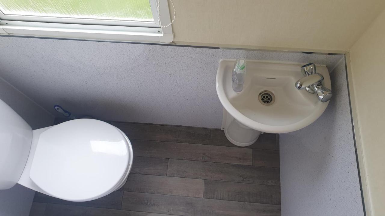 Holiday Home In Lyons Robin Hood Holiday Park Meliden Buitenkant foto